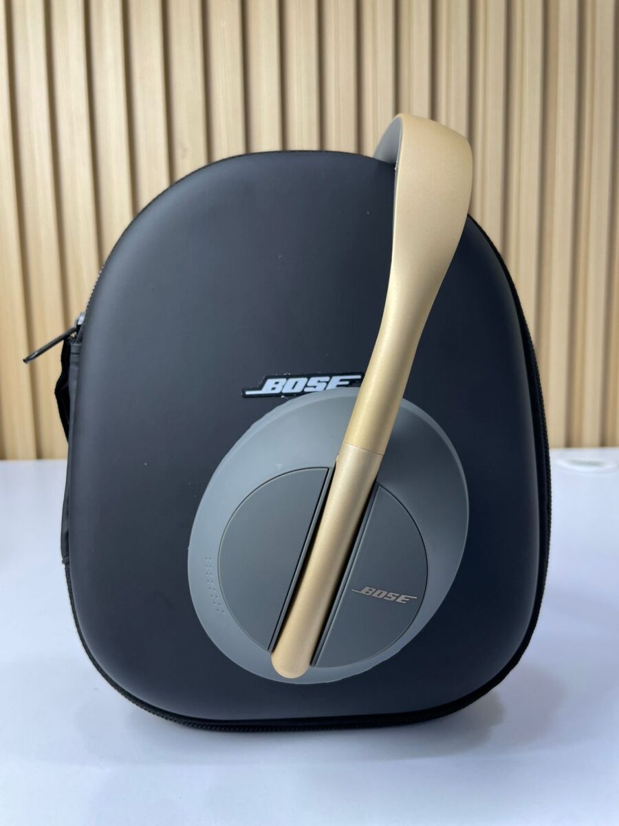 Audifono Diadema Bose 700 Bluetooth - Imagen 3